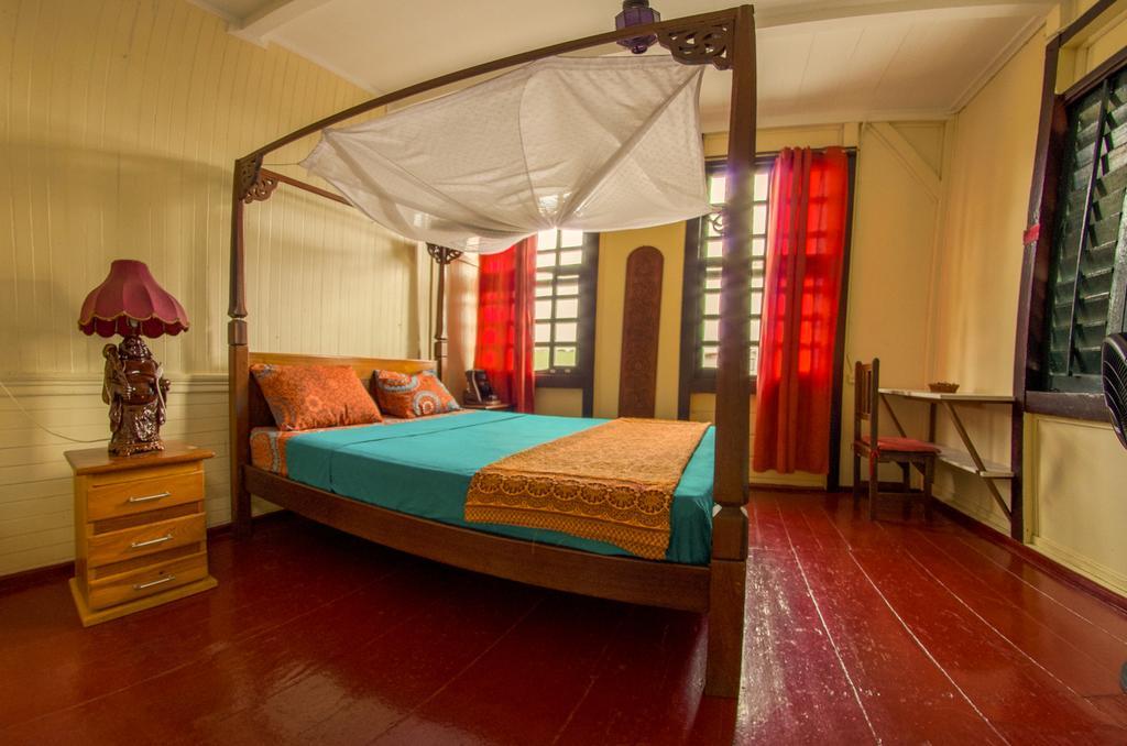 Guesthouse Un Pied-A-Terre Paramaribo Eksteriør billede