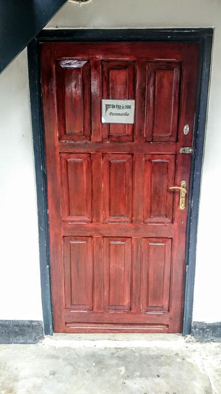Guesthouse Un Pied-A-Terre Paramaribo Eksteriør billede