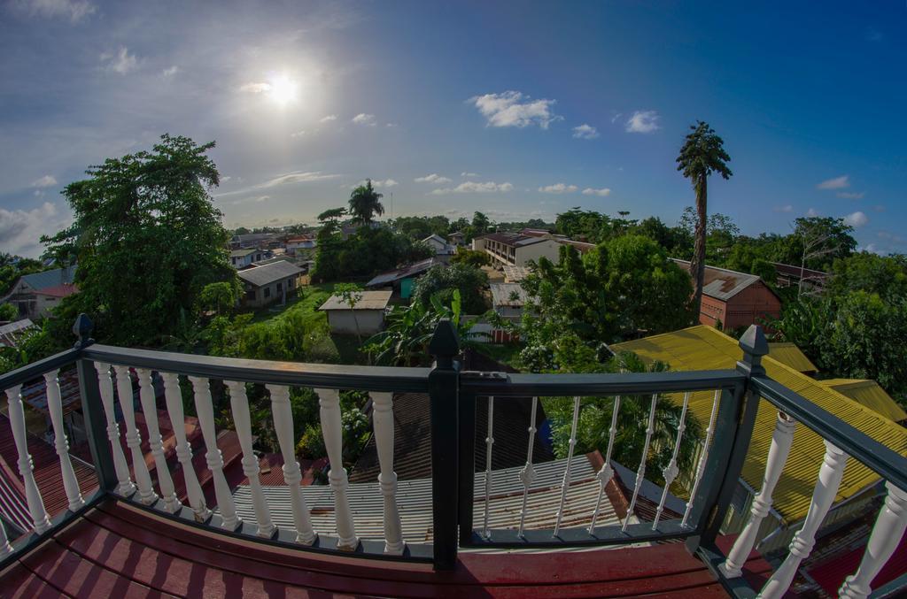 Guesthouse Un Pied-A-Terre Paramaribo Eksteriør billede