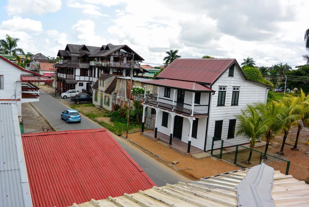 Guesthouse Un Pied-A-Terre Paramaribo Eksteriør billede