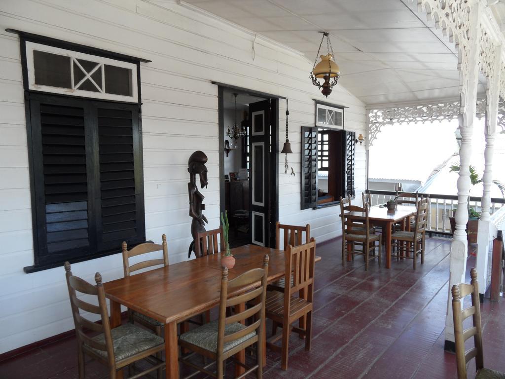 Guesthouse Un Pied-A-Terre Paramaribo Eksteriør billede