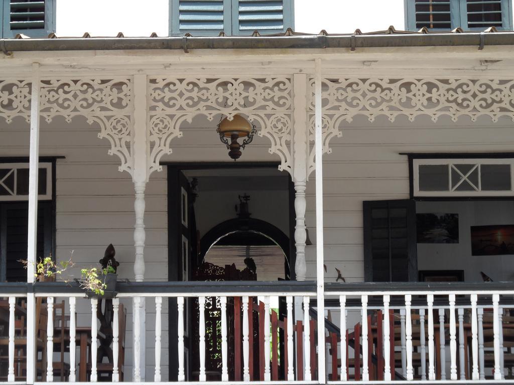 Guesthouse Un Pied-A-Terre Paramaribo Værelse billede